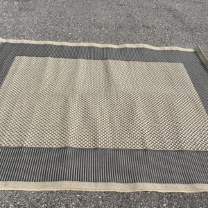 Safavieh "Courtyard" 4x5'7 outdoor carpet in grey/cream/black