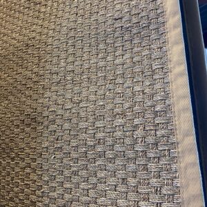 Safavieh 8x10 Natural Fibre Seagrass Rug. Non slip back