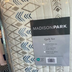 Madison Park full/queen quilt and two shams set.