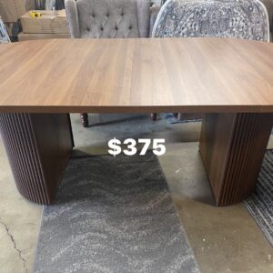 Extendable fluted dining table with two leafs in walnut finish. Pic below is without leafs . Seats 4-8 people. Without leafs, 42”D, 28.5H. Extended, 79”. Each leaf is 18.5”.